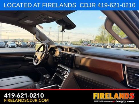 Used 2024 GMC Sierra 1500 Denali AWD/4WD image 16