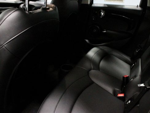 Used 2020 MINI Cooper S image 22