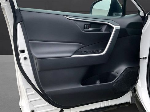 Used 2024 Toyota RAV4 LE image 14