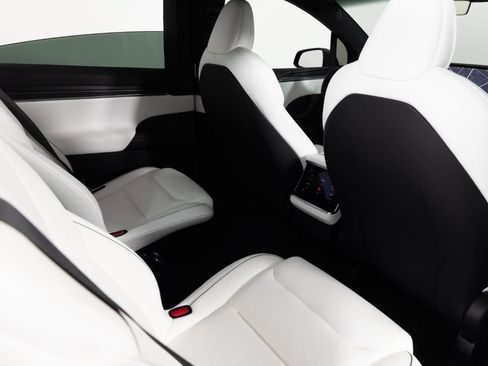 Used 2022 Tesla Model X Plaid AWD/4WD image 23