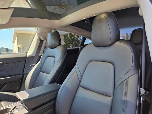 Used 2021 Tesla Model 3 Standard Range Plus RWD image 22