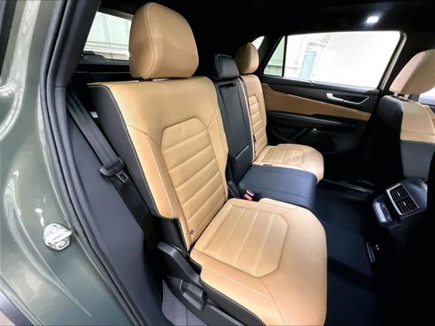 New 2026 Volkswagen Atlas Cross Sport SEL R-Line image 27