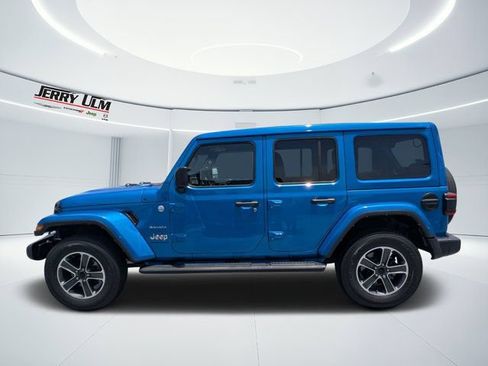 Used 2023 Jeep Wrangler Unlimited Sahara w/ LED Lighting Group AWD/4WD image 6