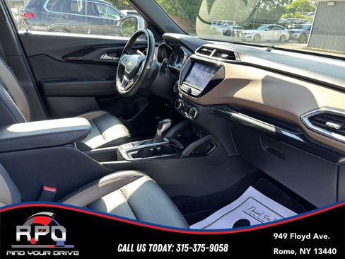 Used 2021 Chevrolet TrailBlazer ACTIV w/ Technology Package AWD/4WD image 22
