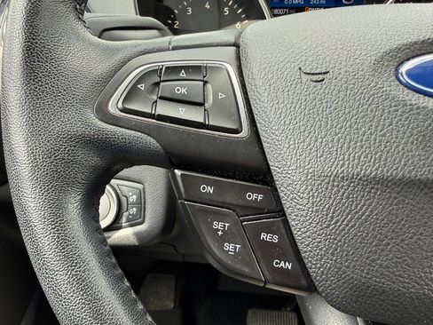 Used 2019 Ford Escape Titanium FWD image 18