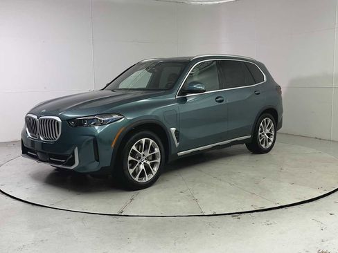 Used 2026 BMW X5 xDrive50e w/ Executive Package image 6