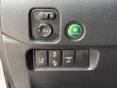 Used 2023 Honda Ridgeline Sport image 21