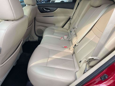 Used 2016 Nissan Rogue SL w/ SL Premium Package FWD image 15