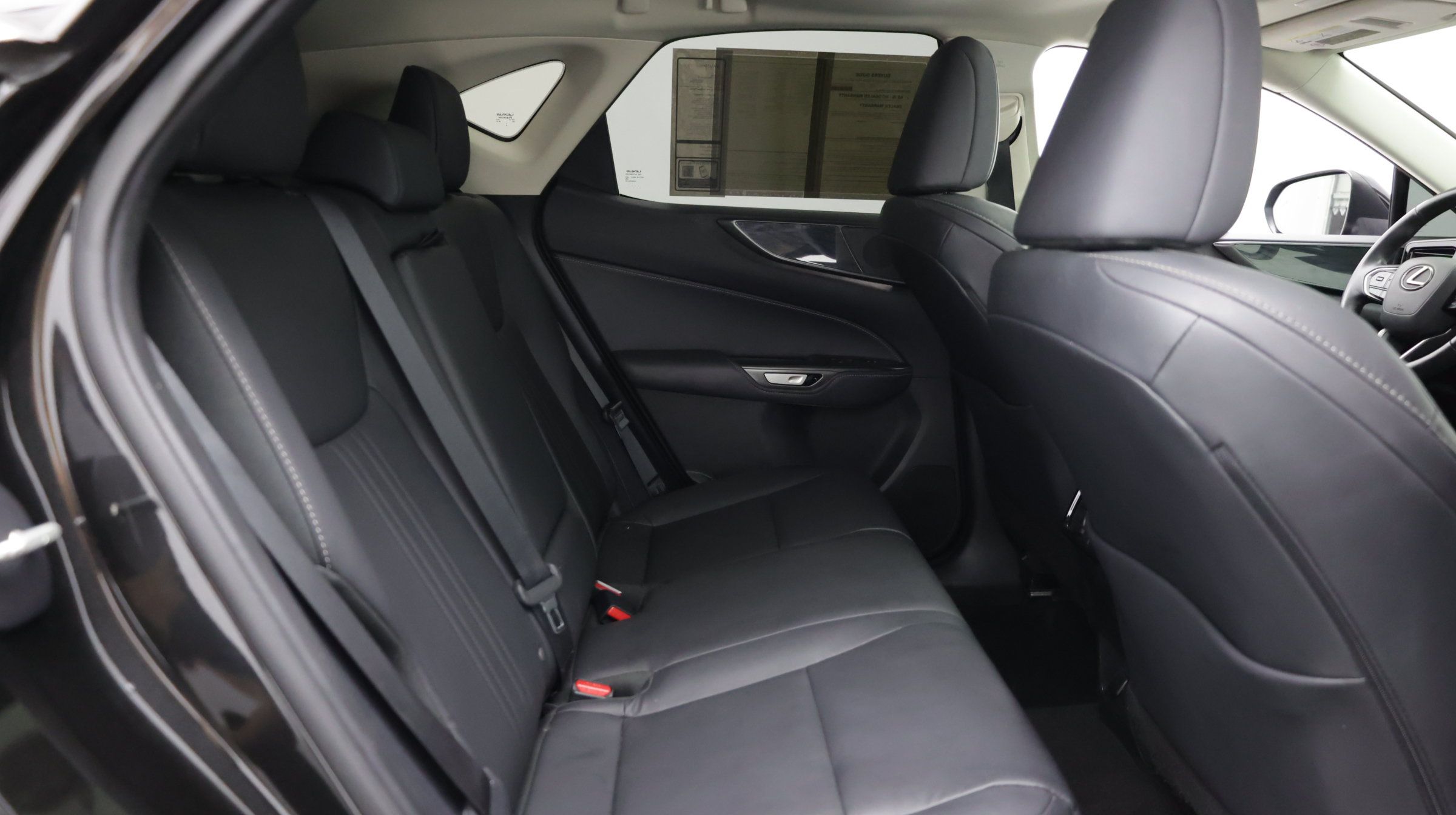 Used 2025 Lexus NX 250 FWD w/ Towing Package (2000 Lbs) image 40