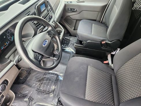 Used 2024 Ford Transit 250 Low Roof w/ Exterior Upgrade Package image 25