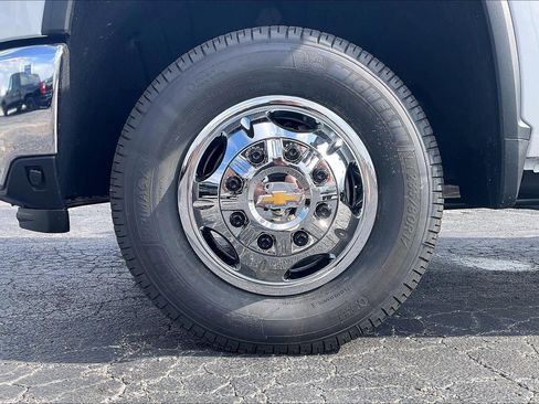 New 2026 Chevrolet Silverado 3500 LT w/ All Star Edition AWD/4WD image 11