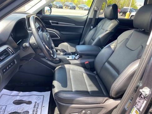 Used 2022 Kia Telluride S AWD/4WD image 18