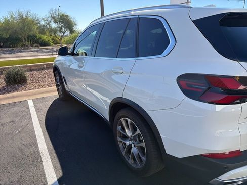Used 2024 BMW X5 sDrive40i w/ Premium Package image 5