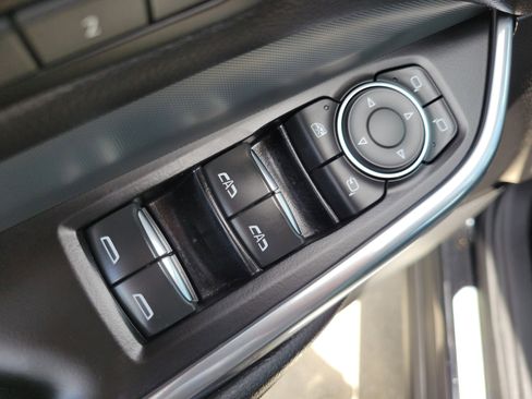 Used 2020 Cadillac XT4 Premium Luxury w/ Driver Awareness Package FWD image 17