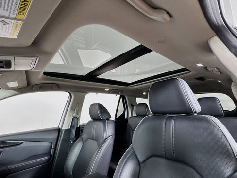 Used 2023 Honda Pilot Elite image 15