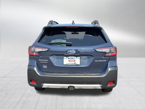 Certified 2025 Subaru Outback Limited AWD/4WD image 6