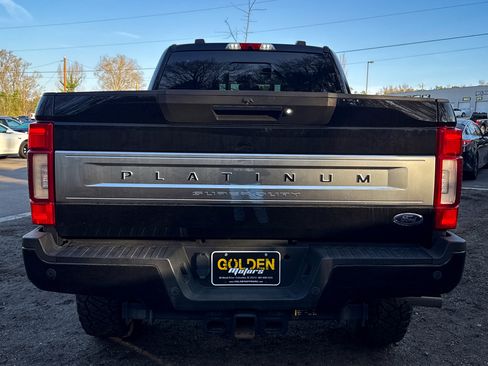 Used 2022 Ford F250 Platinum w/ FX4 Off-Road Package image 12