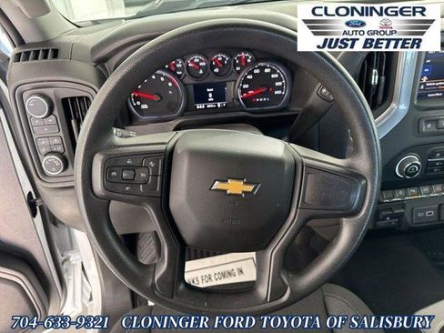 Used 2024 Chevrolet Silverado 2500 Custom w/ Custom Value Package image 26