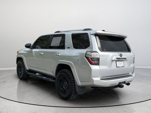 Used 2023 Toyota 4Runner SR5 Premium w/ Moonroof Package RWD image 9