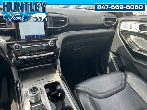 Used 2022 Ford Explorer ST w/ Equipment Group 401A AWD/4WD image 18