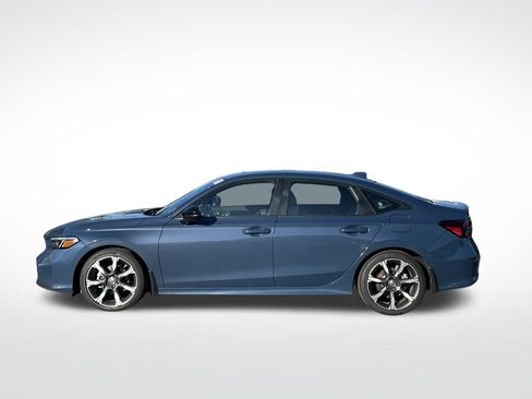 Used 2025 Honda Civic Sport Touring image 2
