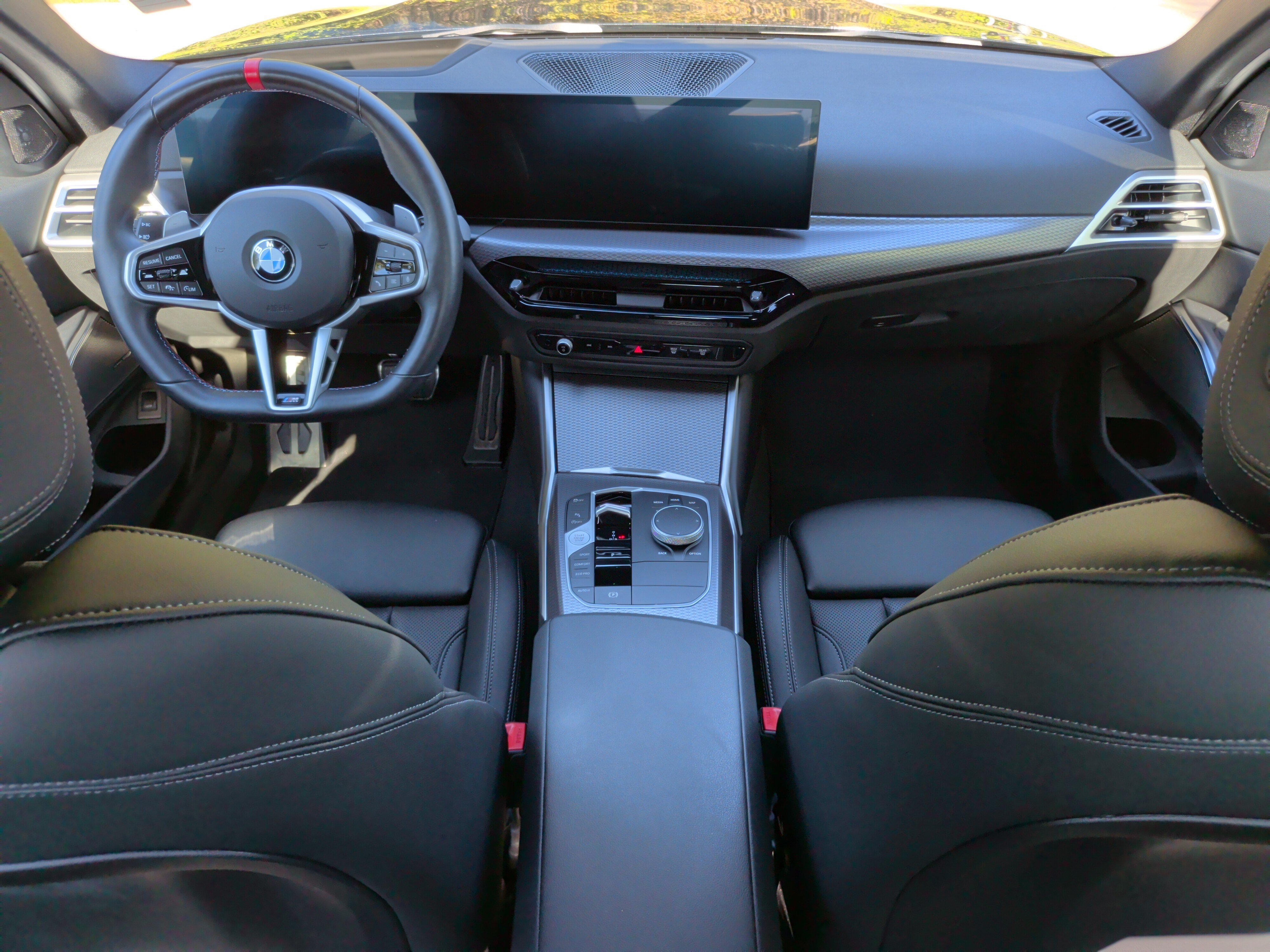 Used 2025 BMW M340i w/ Premium Package RWD image 31