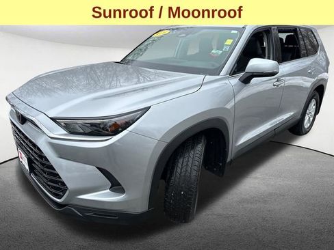 Certified 2026 Toyota Grand Highlander XLE image 6