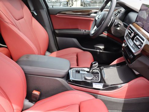 Used 2025 BMW X4 xDrive30i w/ Premium Package AWD/4WD image 13