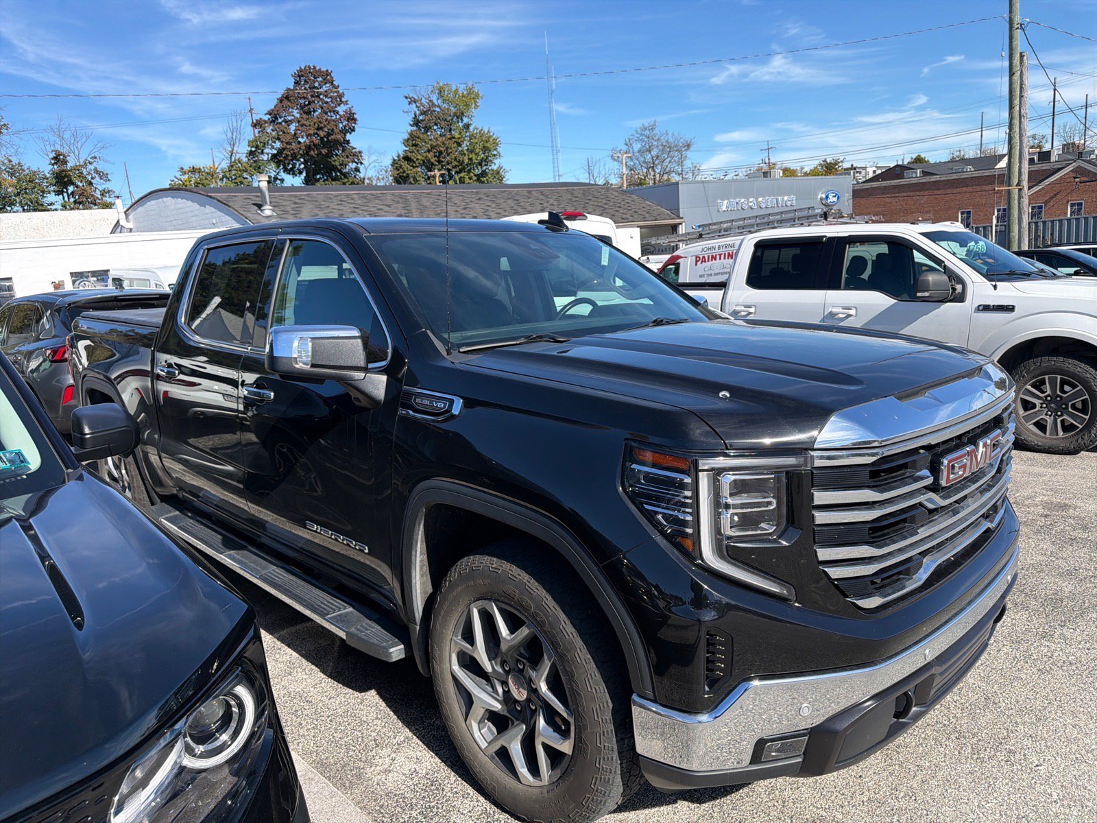 Used 2024 GMC Sierra 1500 SLT w/ SLT Premium Plus Package AWD/4WD image 3