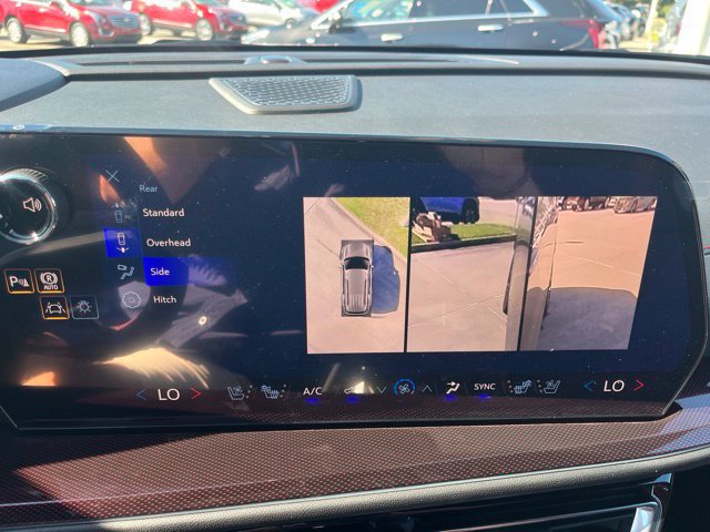 New 2027 Chevrolet Traverse RS w/ LPO, Floor Liner Package FWD image 34