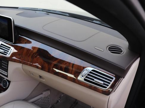 Used 2017 Mercedes-Benz CLS 550 4MATIC image 50