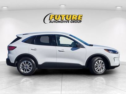 Certified 2022 Ford Escape SE