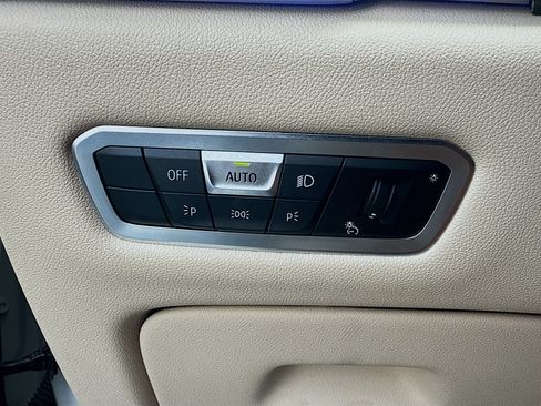 Used 2022 BMW X5 M50i w/ Executive Package AWD/4WD image 33