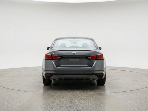 Used 2025 Nissan Altima 2.5 SV FWD image 7