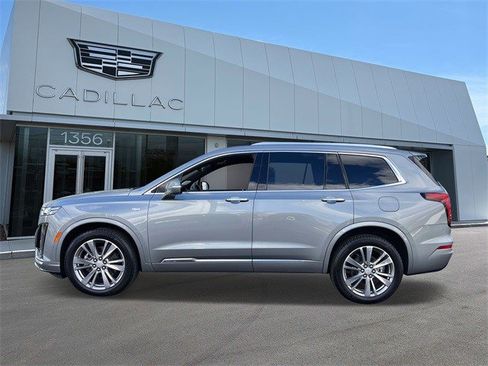 Certified 2024 Cadillac XT6 Premium Luxury w/ Platinum Package image 6