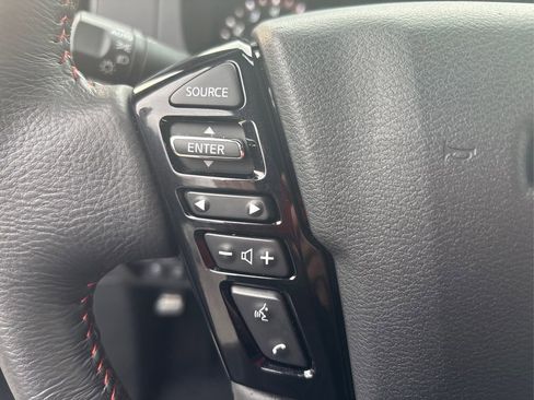 Certified 2025 Nissan Frontier PRO-4X image 31