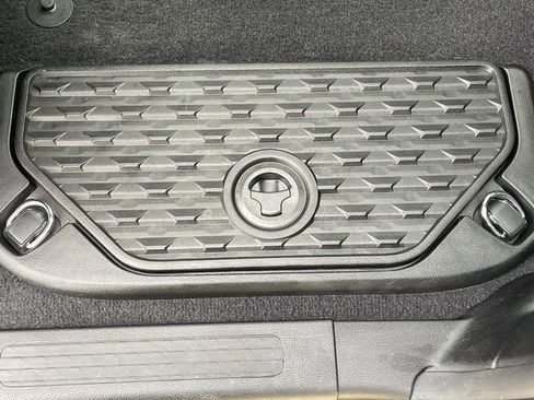 Used 2025 RAM 1500 Laramie w/ Night Edition AWD/4WD image 38