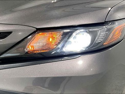 Used 2024 Toyota Camry SE FWD image 33