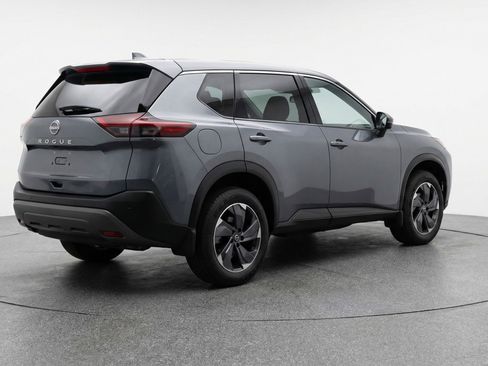 Used 2025 Nissan Rogue SV FWD image 9