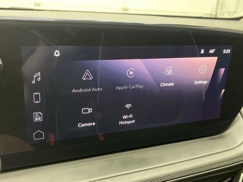 Used 2026 Buick Encore GX Avenir w/ Avenir Technology Package AWD/4WD image 18