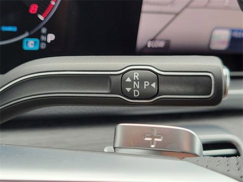 Used 2024 Mercedes-Benz GLS 450 4MATIC image 38