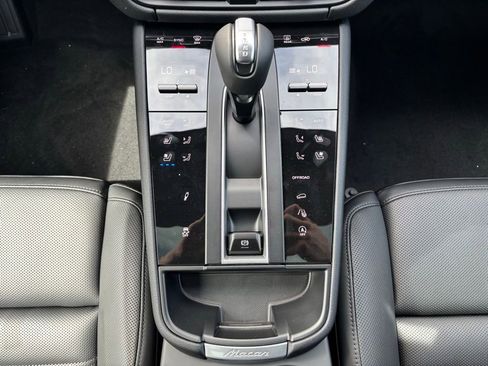 New 2026 Porsche Macan S AWD/4WD image 24