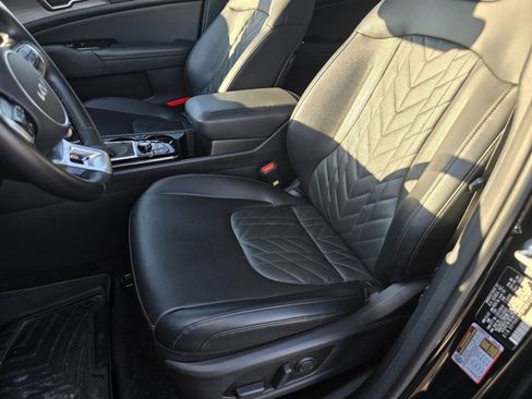 Used 2023 Kia Sportage X-Line w/ X-Line Premium Package image 14