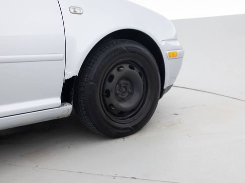 Used 2002 Volkswagen Jetta GLS image 18