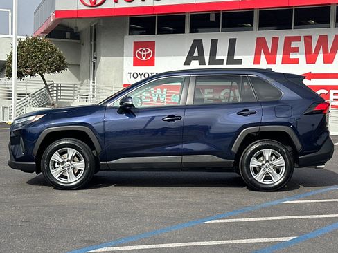 Used 2024 Toyota RAV4 XLE FWD image 2