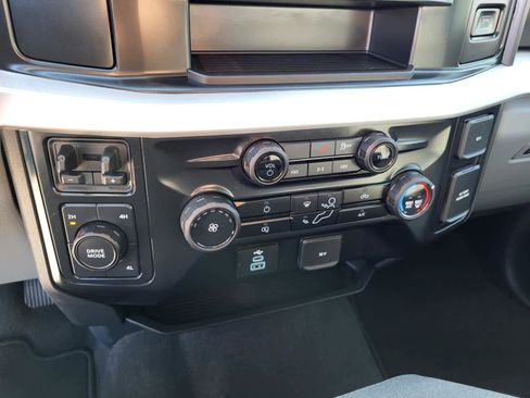 Used 2025 Ford F350 XLT image 22