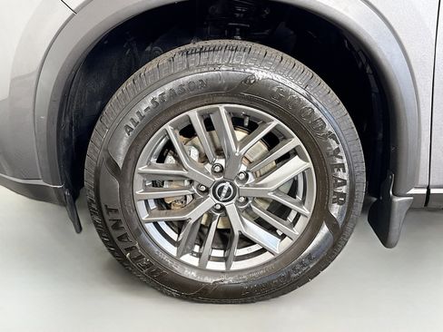 Used 2022 Nissan Rogue S AWD/4WD image 38