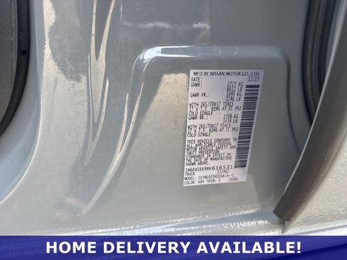 Used 2024 Nissan Frontier PRO-4X w/ Technology Package image 26