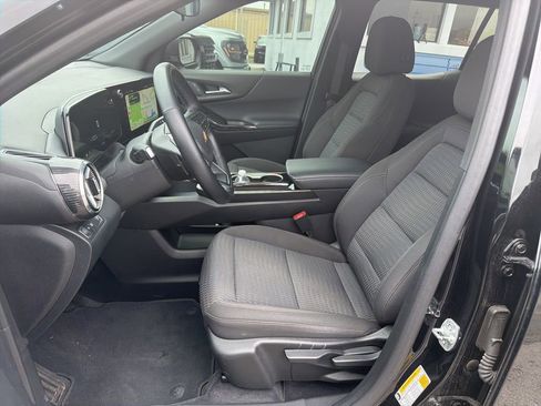 Used 2025 Chevrolet Equinox LT FWD image 7