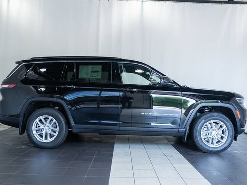 New 2026 Jeep Grand Cherokee L Laredo AWD/4WD image 3
